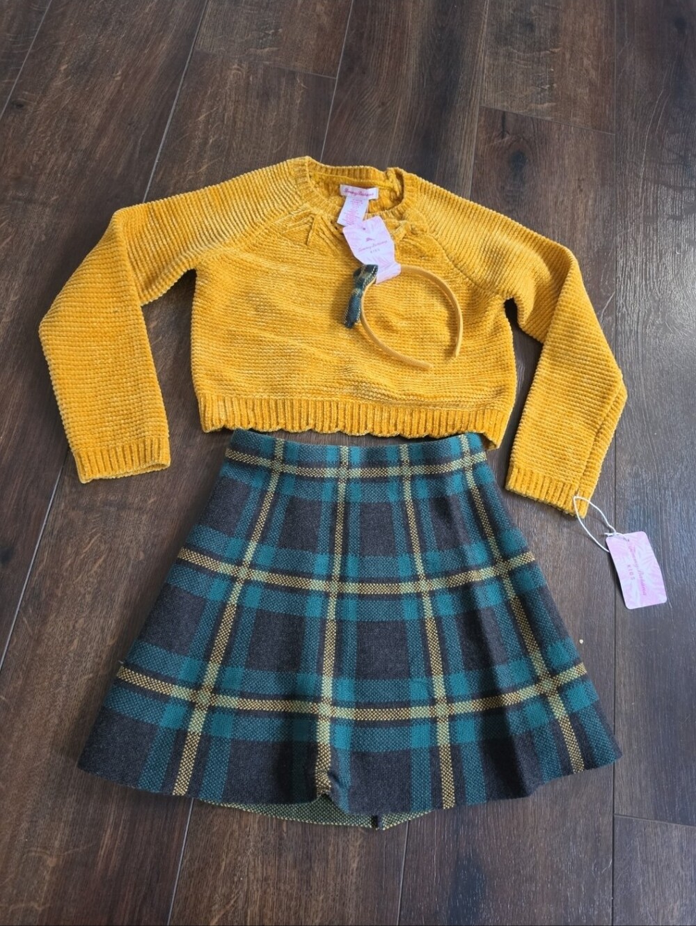 Tommy Bahama Kids NWT 3-Piece Sweater Skirt Set Girls M 7/8